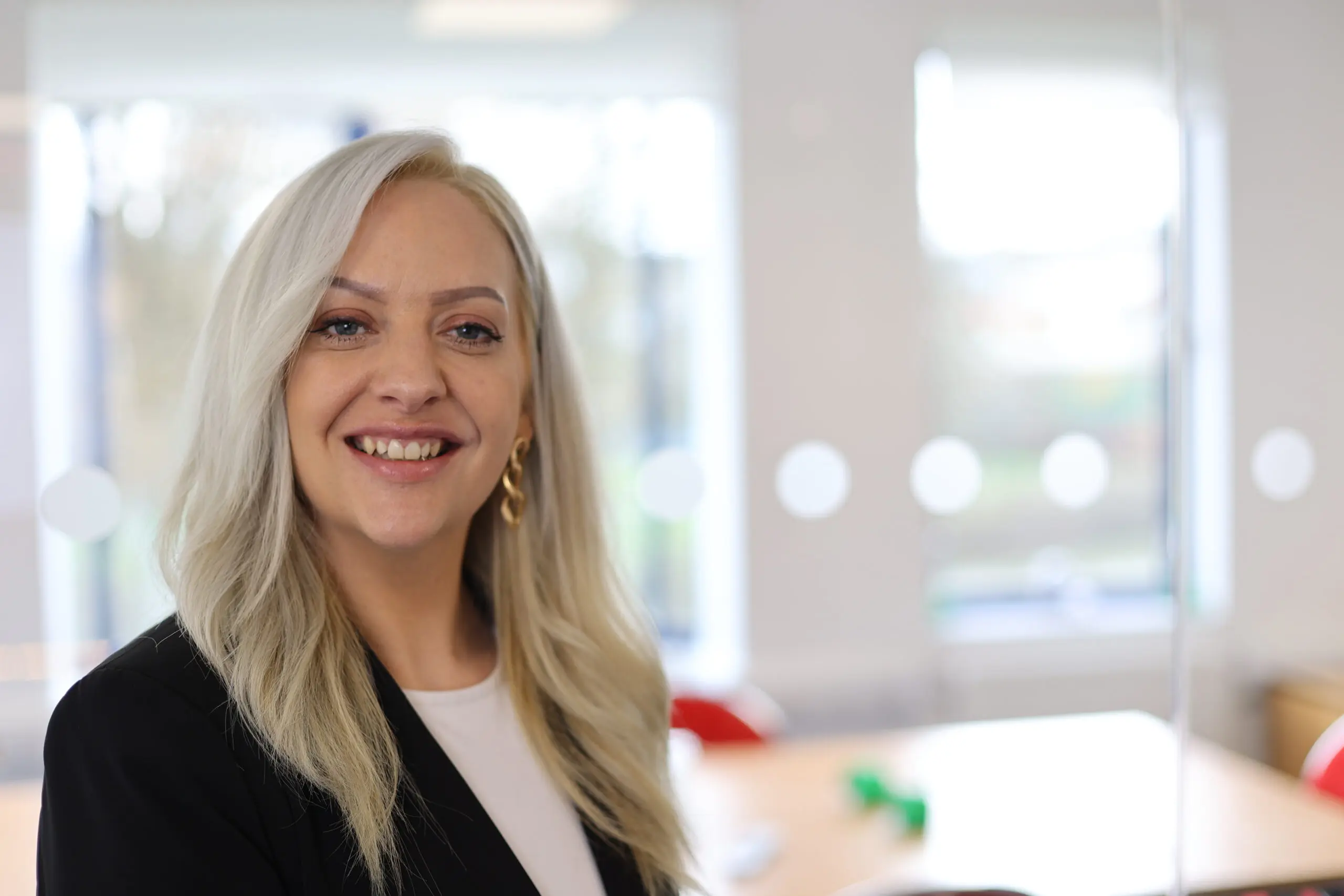 YW4A4105 kerry office,,